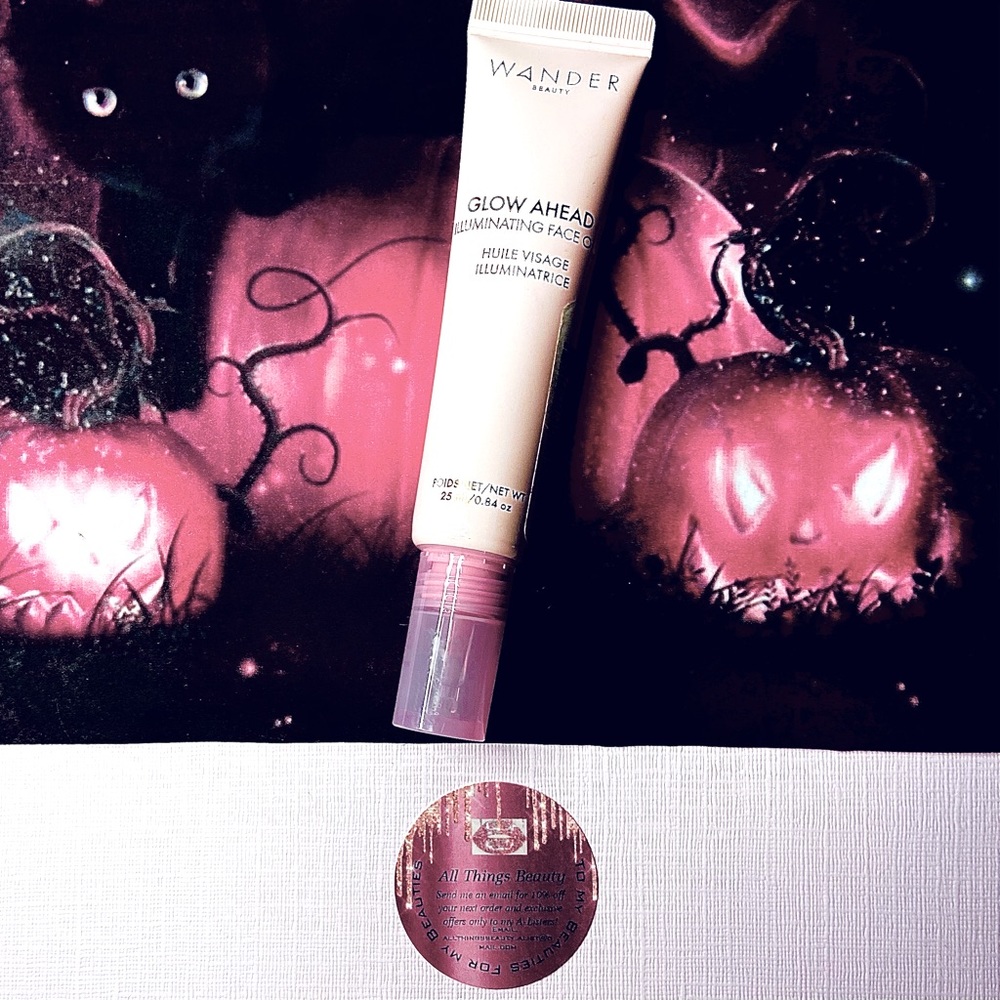 Wander Glow Ahead Illuminating Face Oil